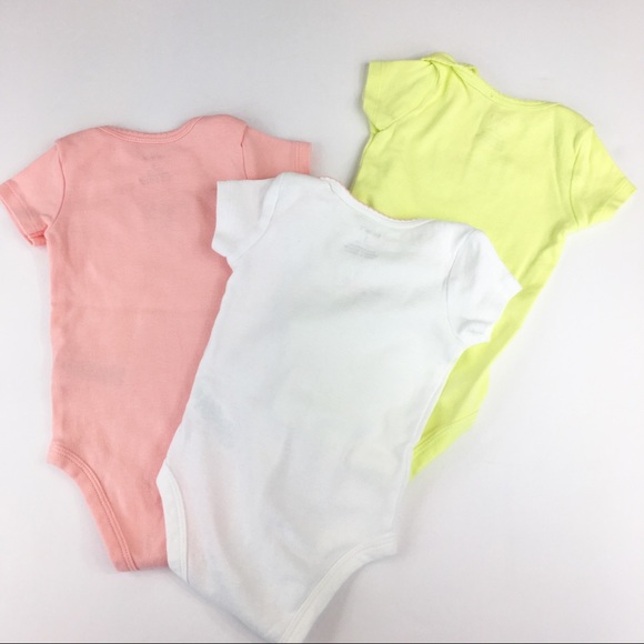 EUC Carter’s Set of 3 Onesies - 3m - Picture 2 of 7